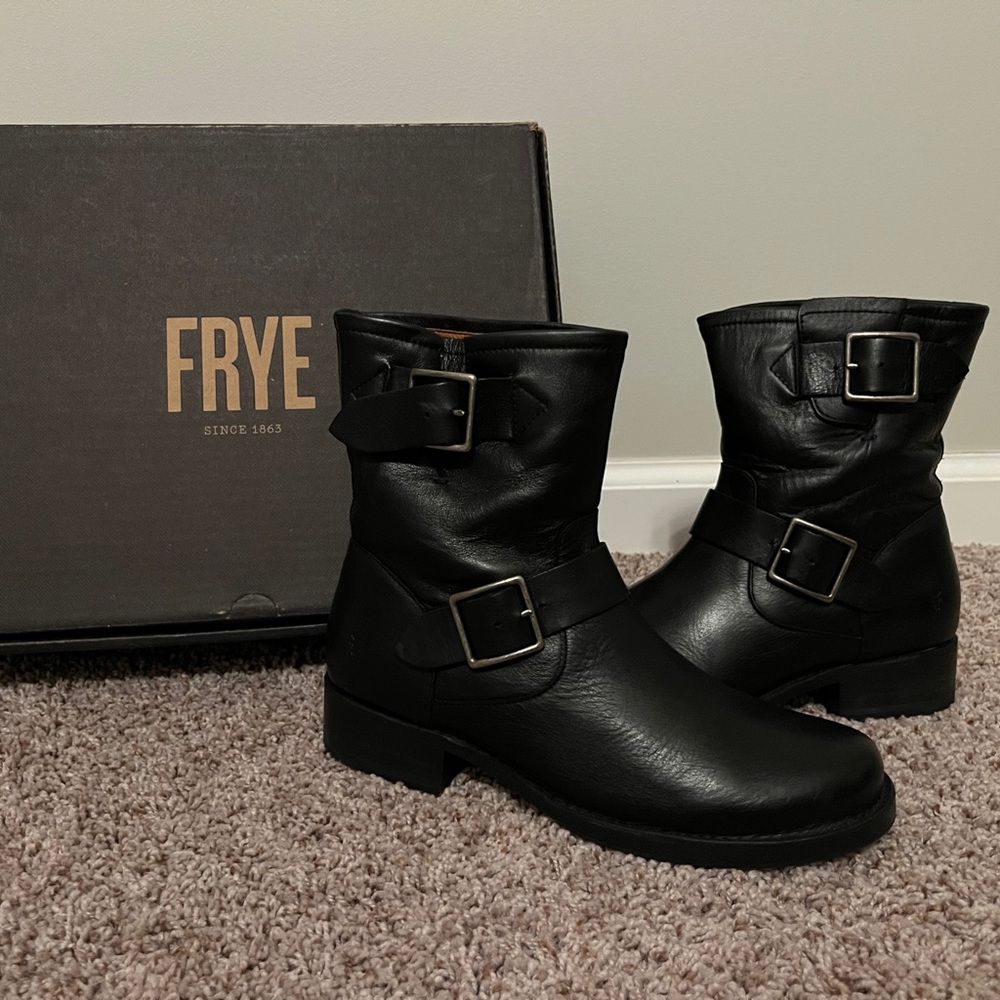 Frye engineer boot (moto style).